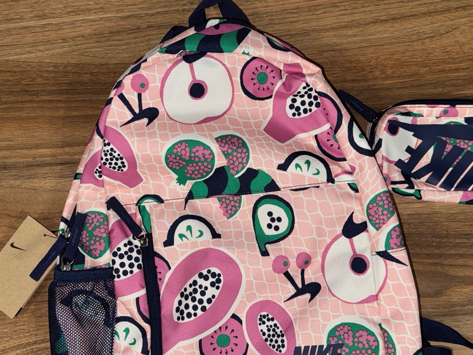 NWT Nike Elemental 20 L Bag Backpack 2 in 1 Sports Gym HM6895 664 Floral Printed