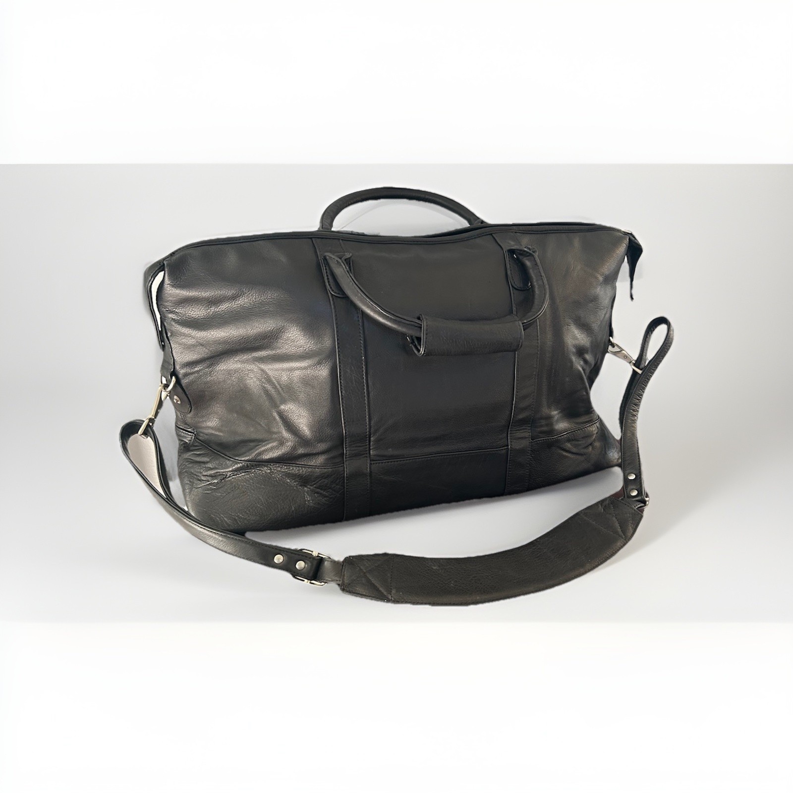 Canyon Outback Leather Goods Large Duffle Travel Bag Black Leather