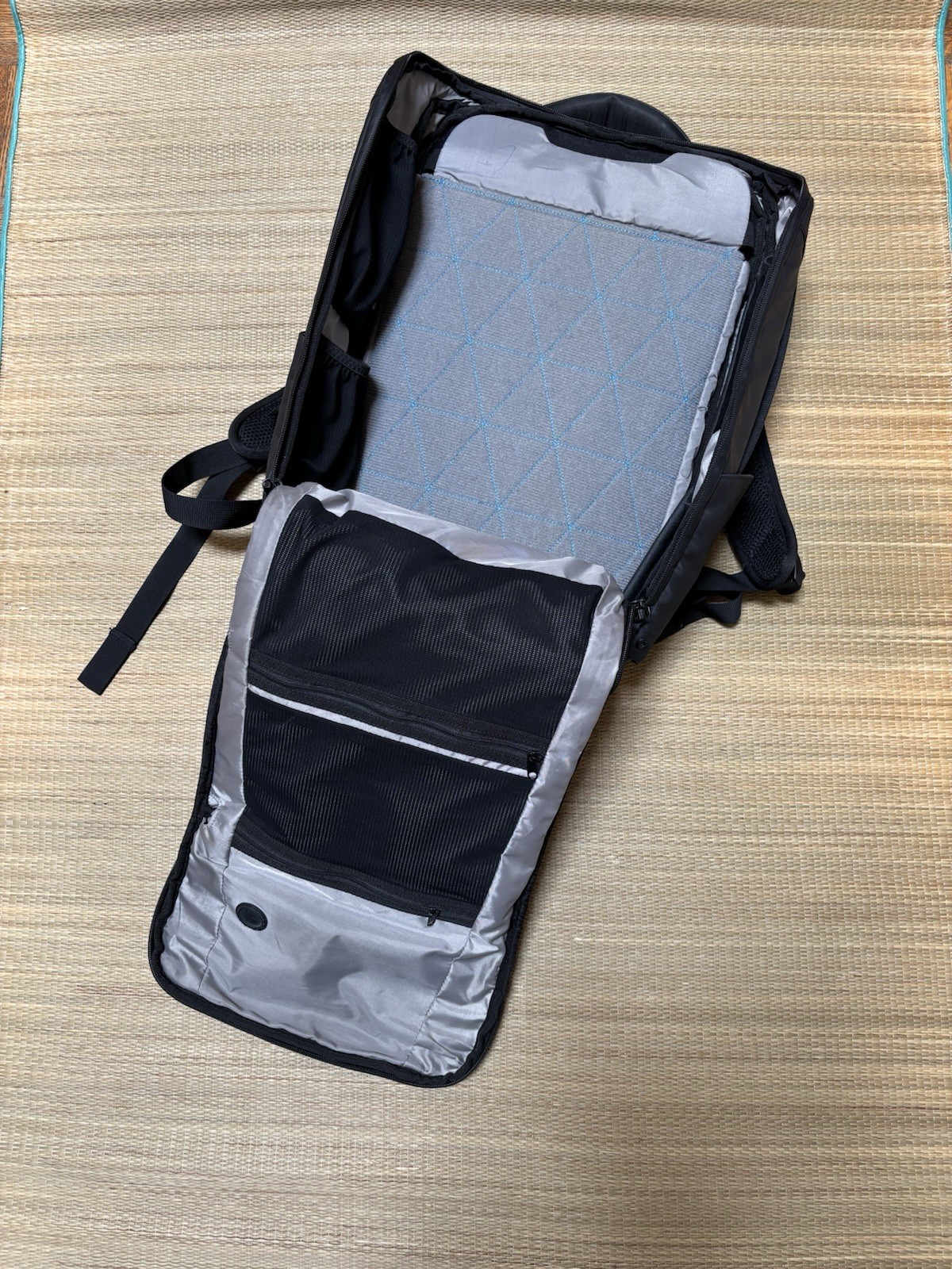 Nomatic Travel Pack Backpack 20L Black Gray