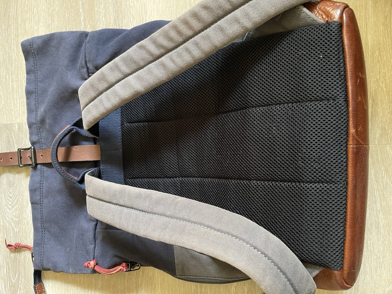 FOSSIL Defender Rolltop Backpack Navy Gray Leather Rucksack Gorpcore