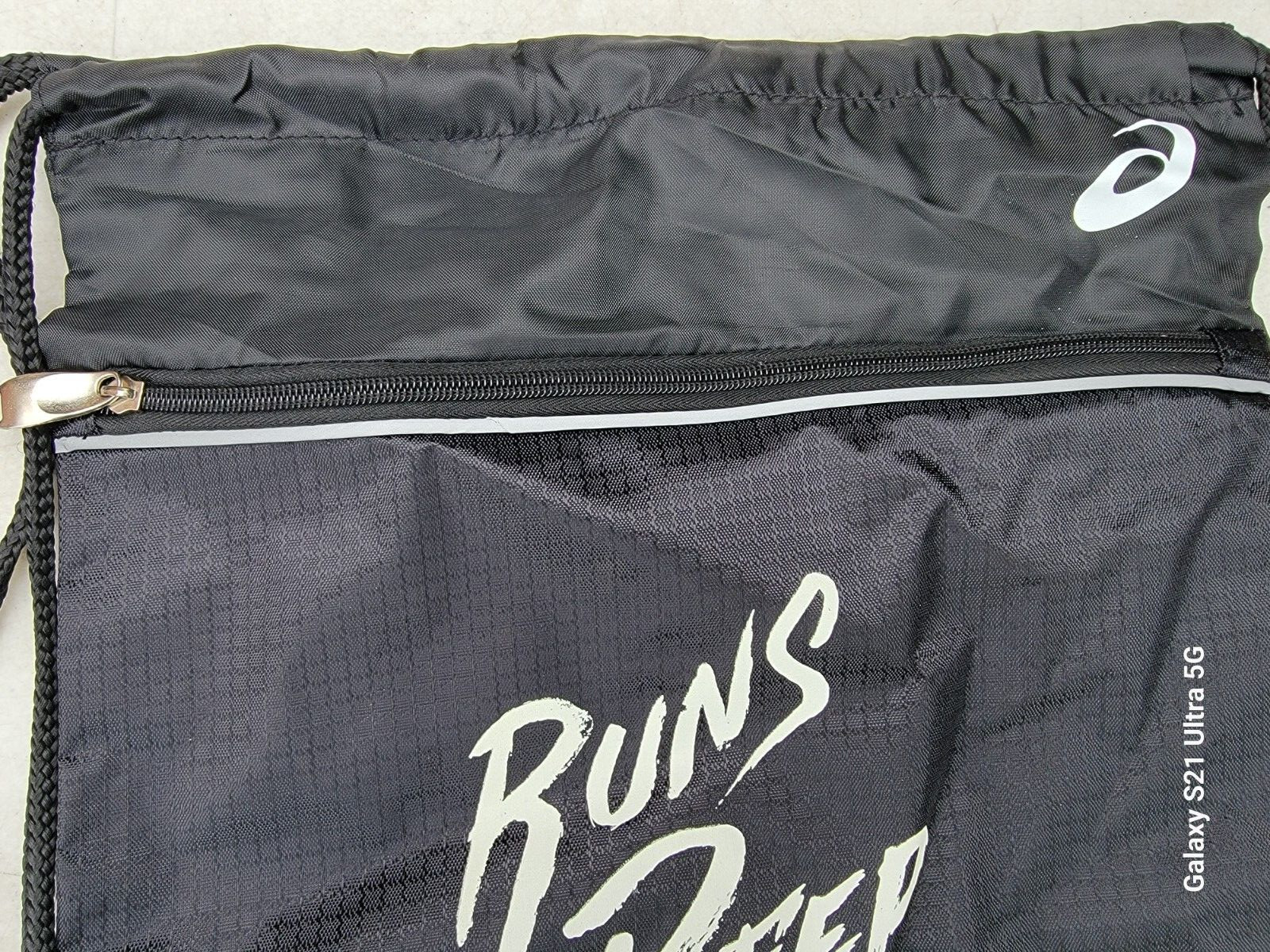 ASICS lot 5 Runs Deep Cinch Sack Backpacks Glow In The Dark Light Weight Black