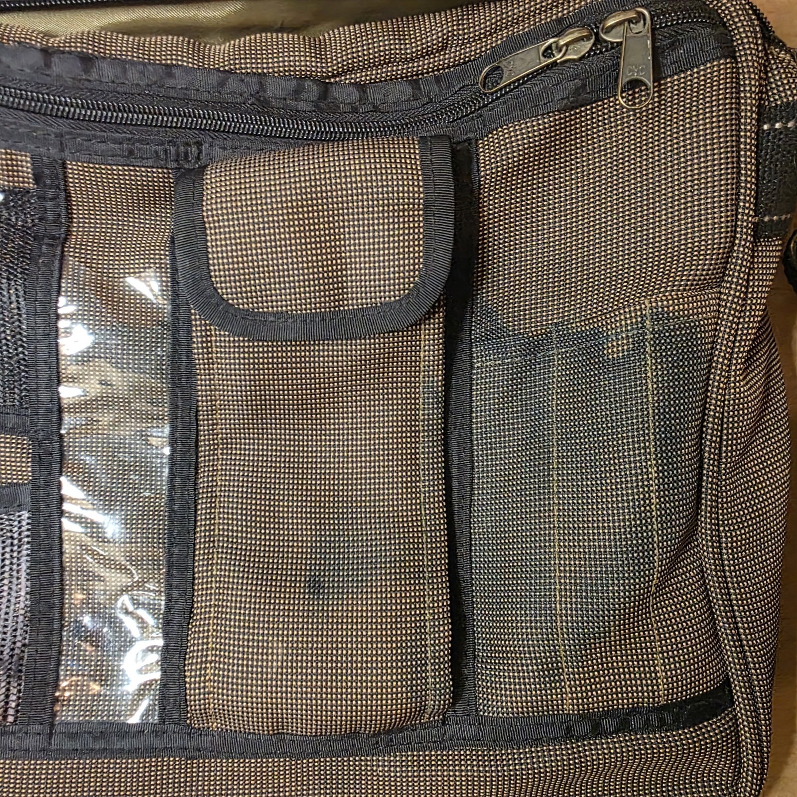 Stormtech Brown Medium Messenger Bag – Zip & Buckle Flap, Inner/Outer Pockets