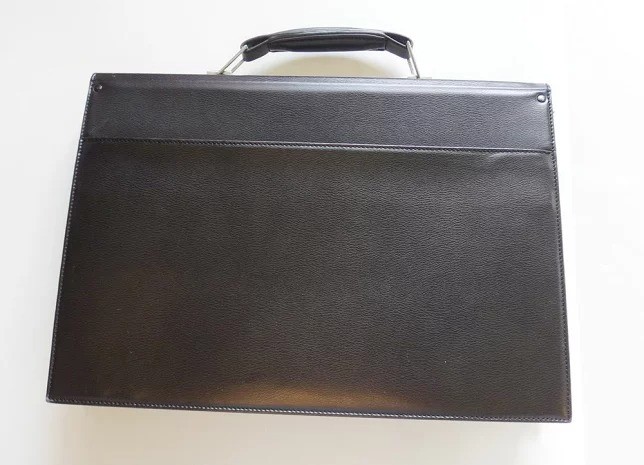 Dunhill Briefcase Business Bag Document Case Black Leather Men’s Width 38cm