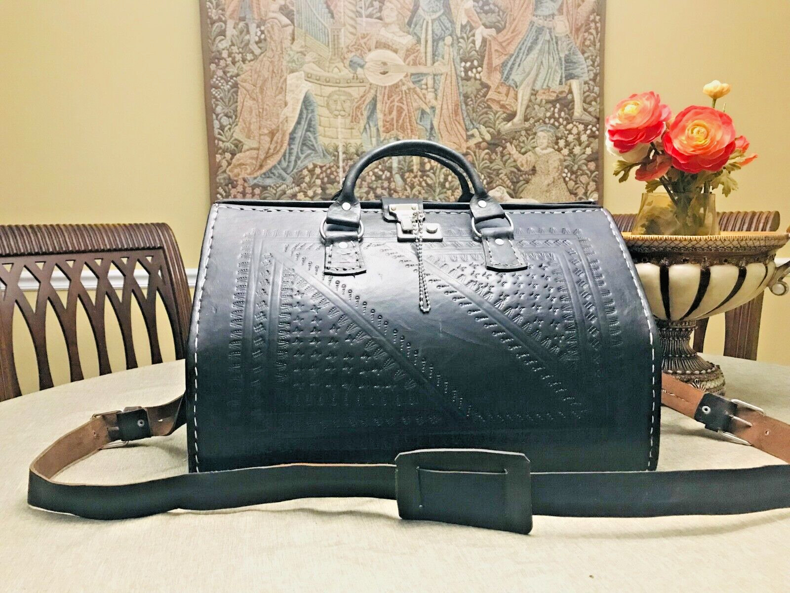 1930s Leather Gladstone Bag / Briefcase / Travel Bag / Messenger Bag – Spain