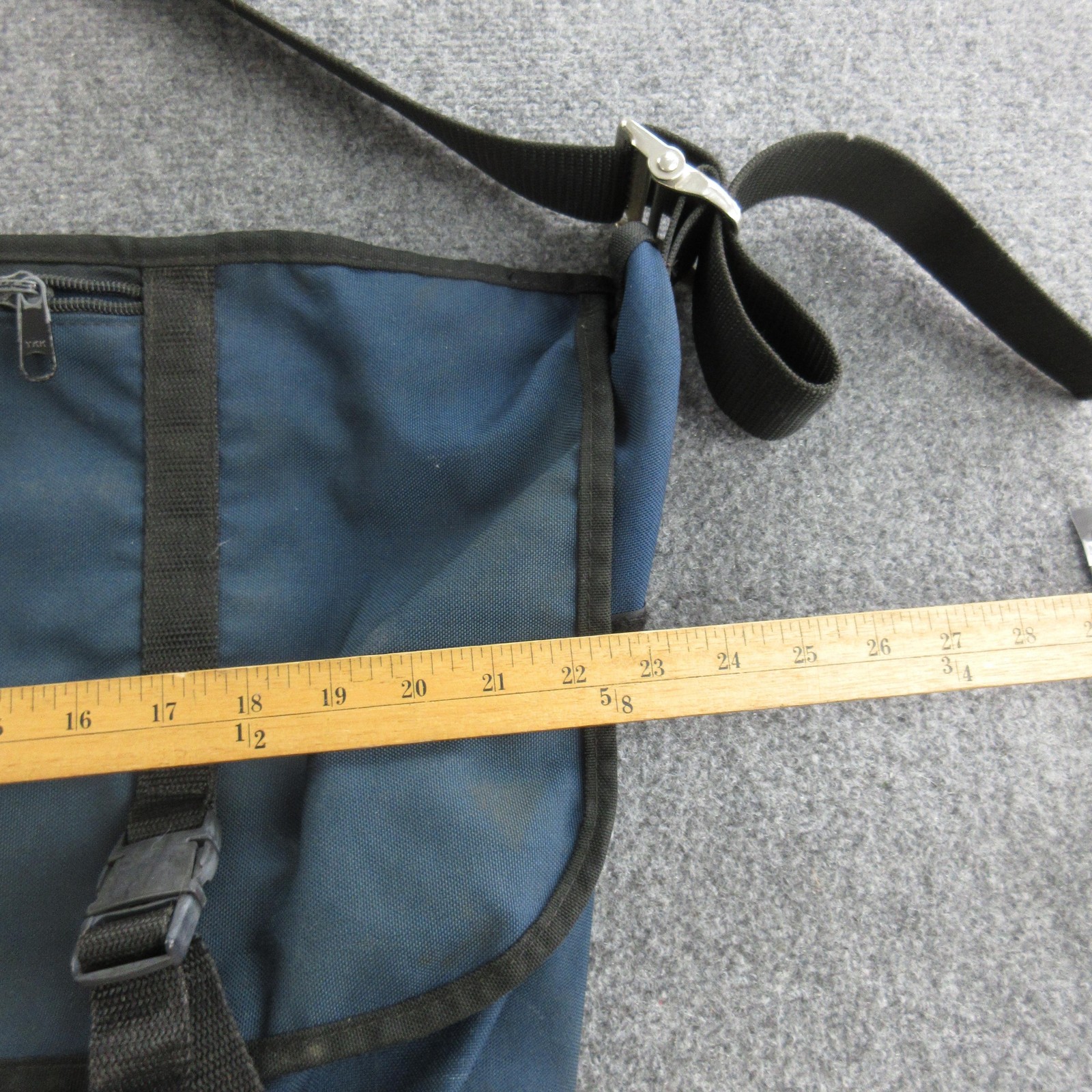 Vintage Manhattan Portage Messenger Bag Mens Large Blue Canvas Made USA Shoulder