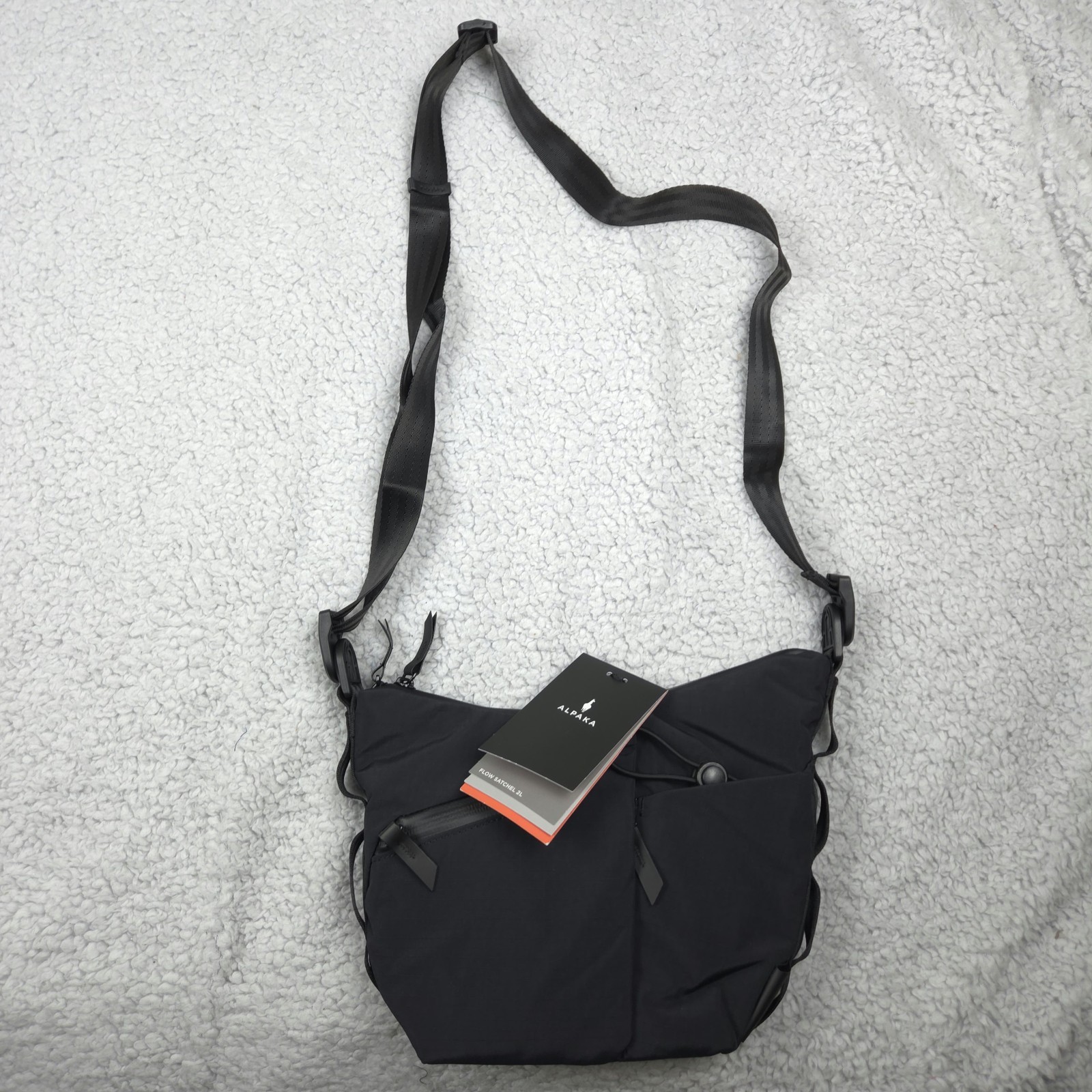 NEW Alpaka Flow Satchel 2L Black Axoflux 210D Shoulder Messenger Crossbody Bag