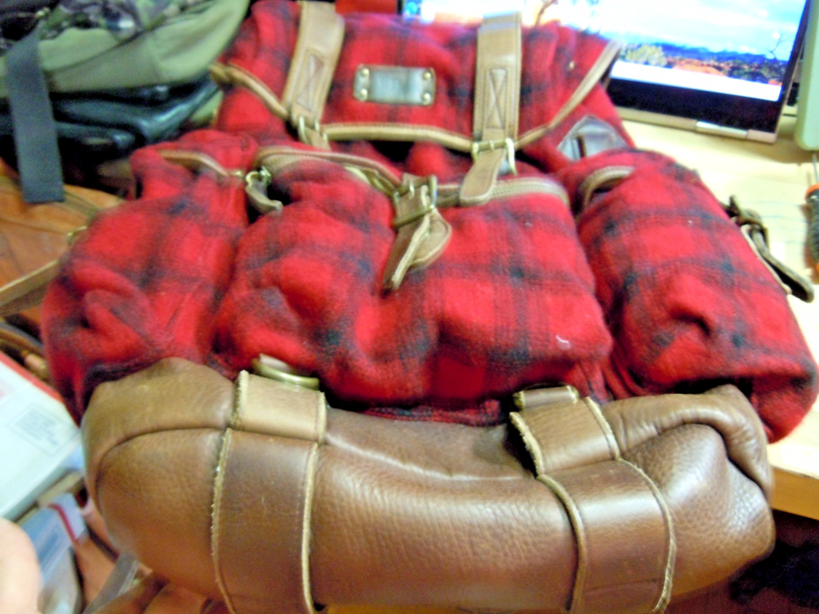 VTG LL Bean BACKPACK RUCKSACK wood Plaid Brown LEATHER Large “. #9
