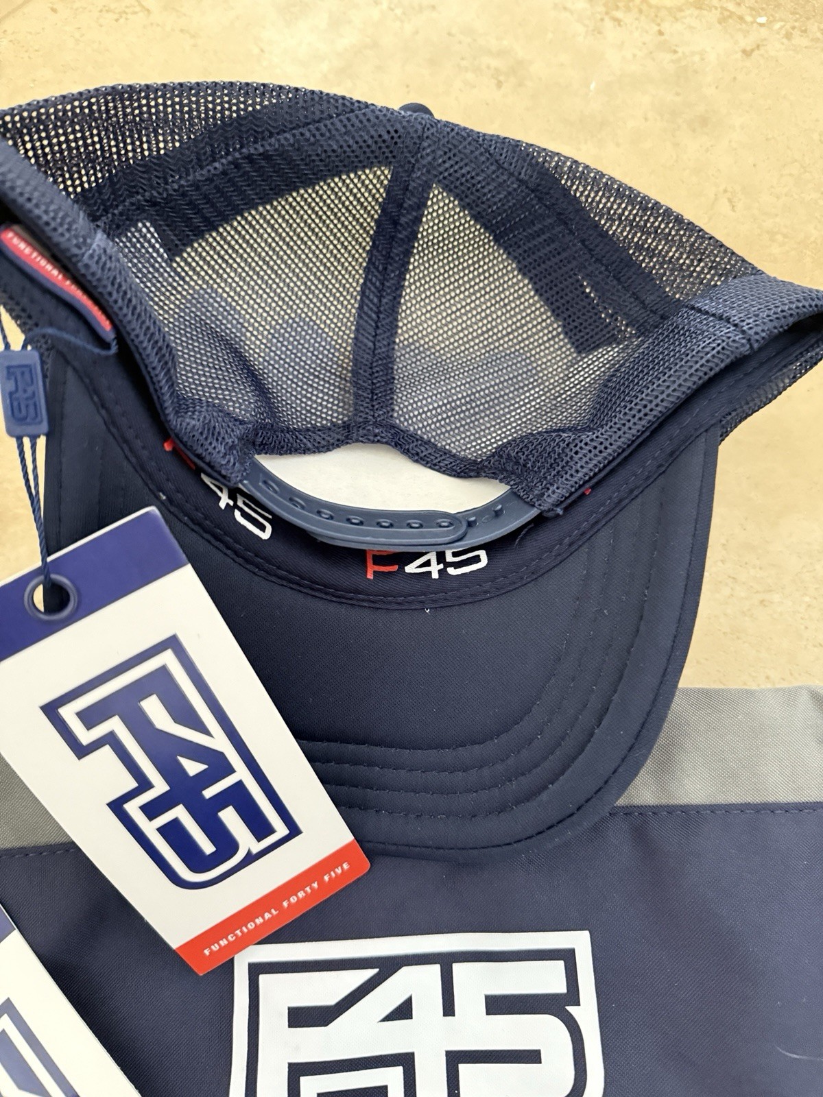 F45 Drawstring Gym Sack Peacoat With Cap – New – Excellent Condition