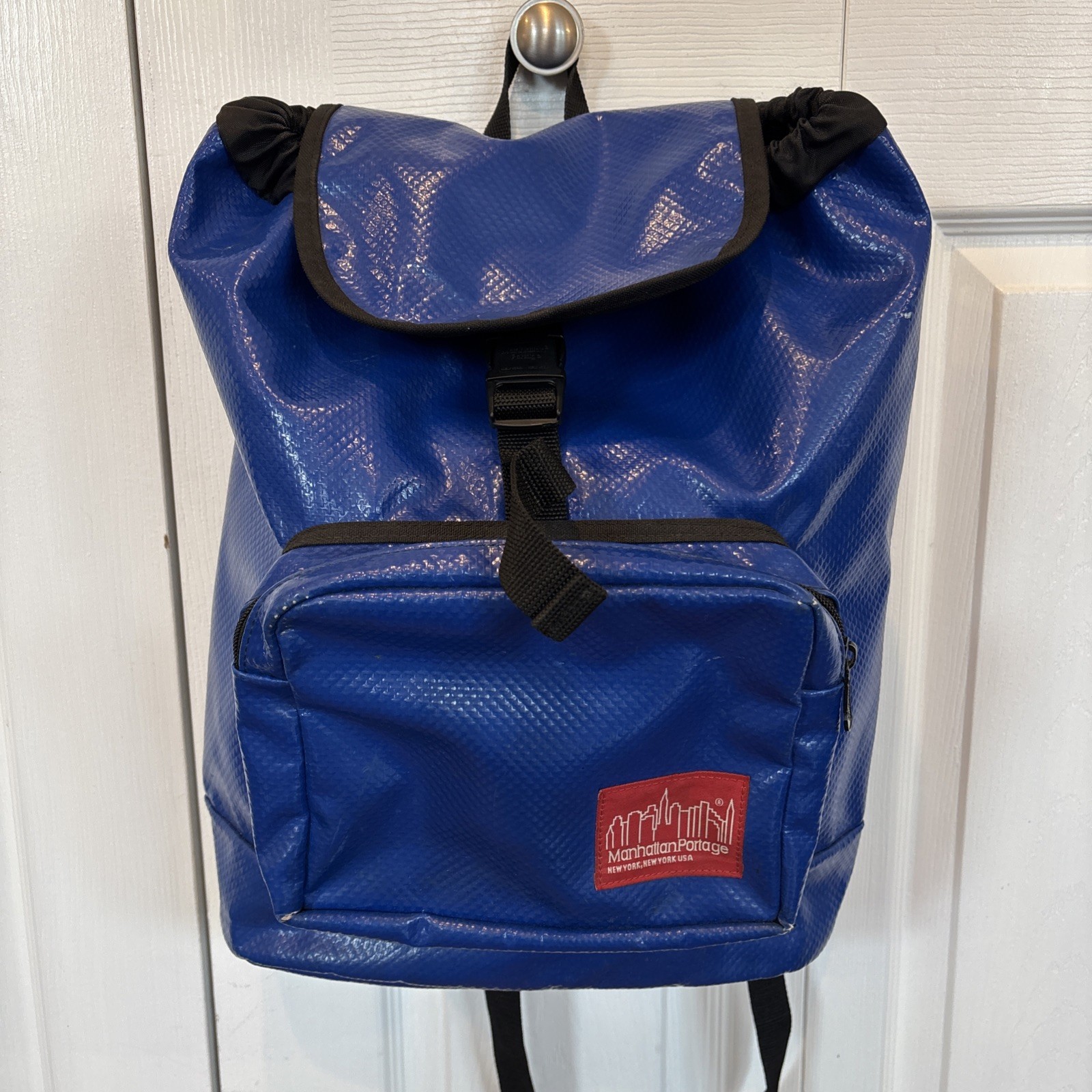 Manhattan Portage Blue Backpack – Blue Drawstring Top