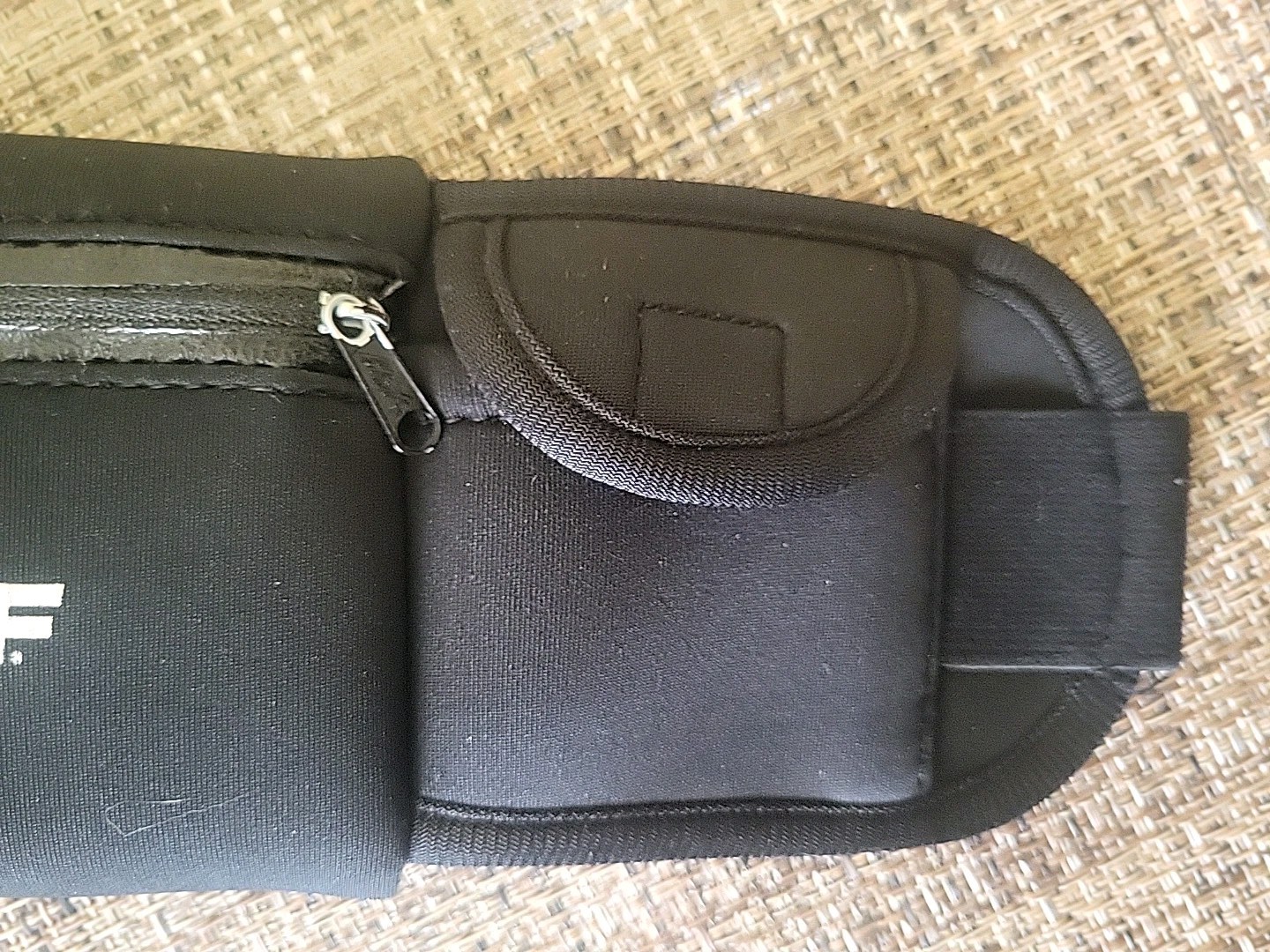 Top Golf Neoprene Sports Waist Belt Bum Pouch Fanny Pack Running Golfing Zip Bag