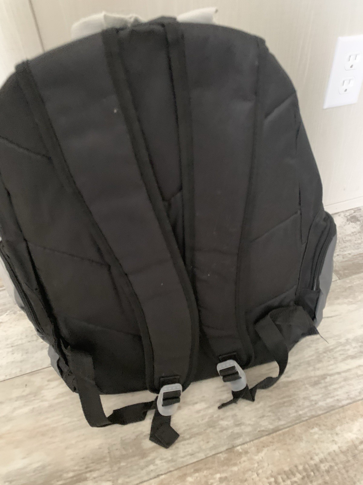 Trail maker Heritage Collection Backpack 16″ x 10″ Laptop Holder S7-11