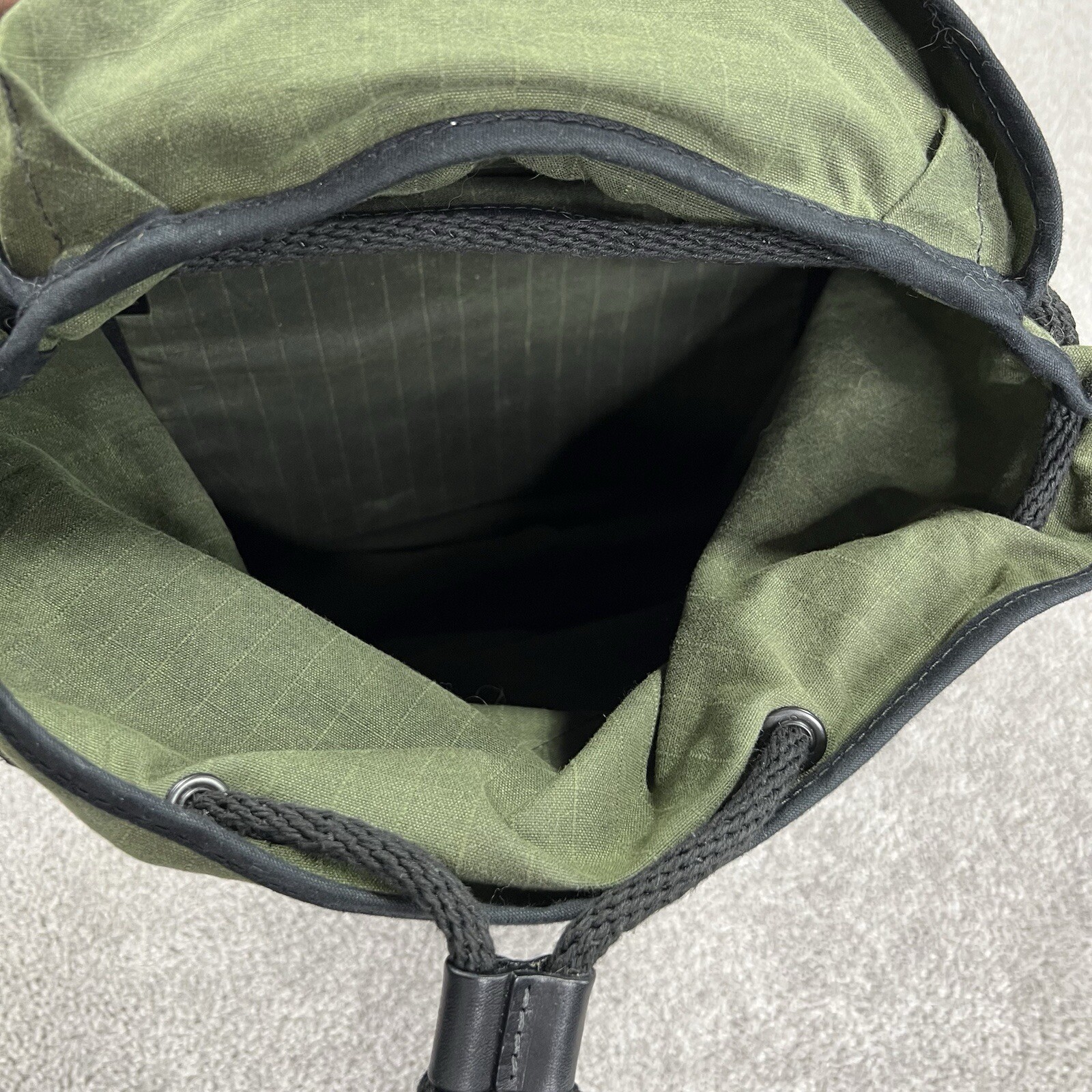 TANNER GOODS Olive Green Fabric Voyager Unisex Backpack Flaw