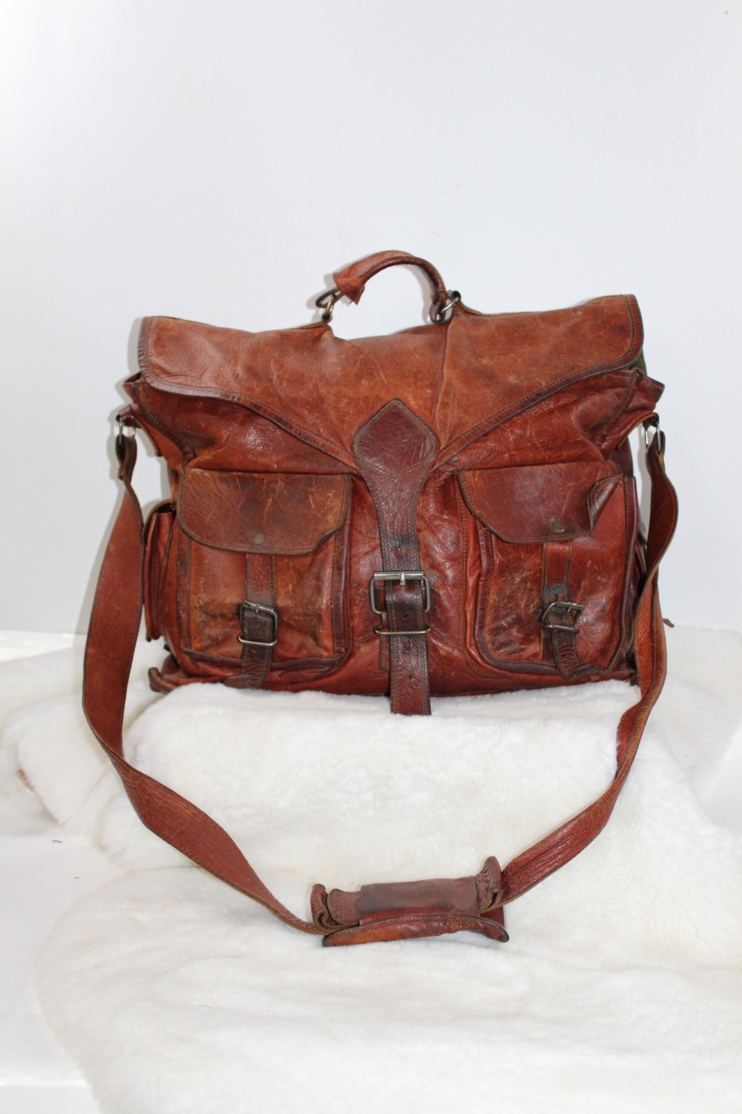 Komal’s Passion Leather Messenger Bag Brown Distressed Laptop Satchel 18″
