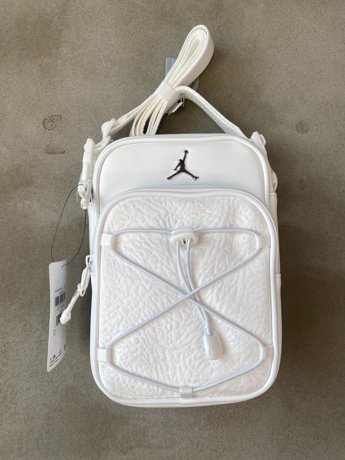 [On Sale] Nike Air Jordan Crossbody Bag 1.5L Unisex Casual Bag NWT HF7290-101