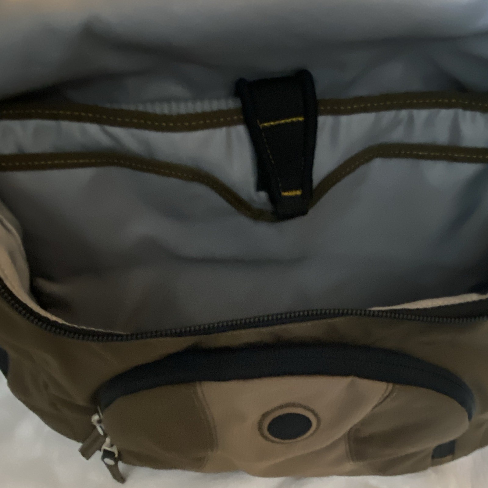 KEEN HybridLife Messenger Bag, Laptop, Olive Tan Adjustable Strap Organizer