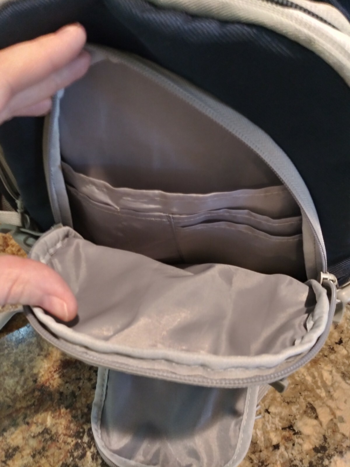 Backpack 5 pocket – Excellent condition!