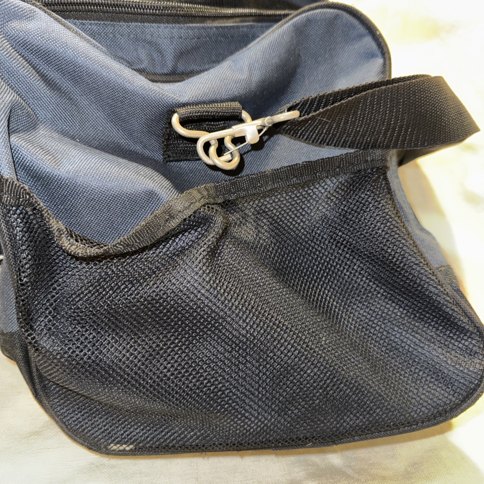 Navy Blue Black Everest Crossover Duffel Bag With Pockets Padded Shoulder Strap