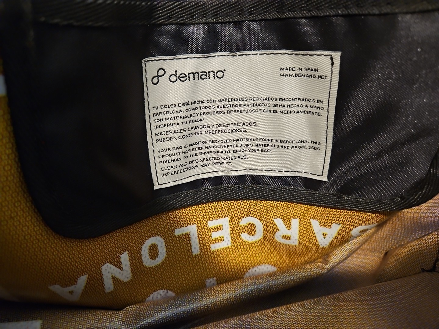 DEMANO upcycled Eco-Friendly Messenger bag With Strap Made in Spain! EUC unisex