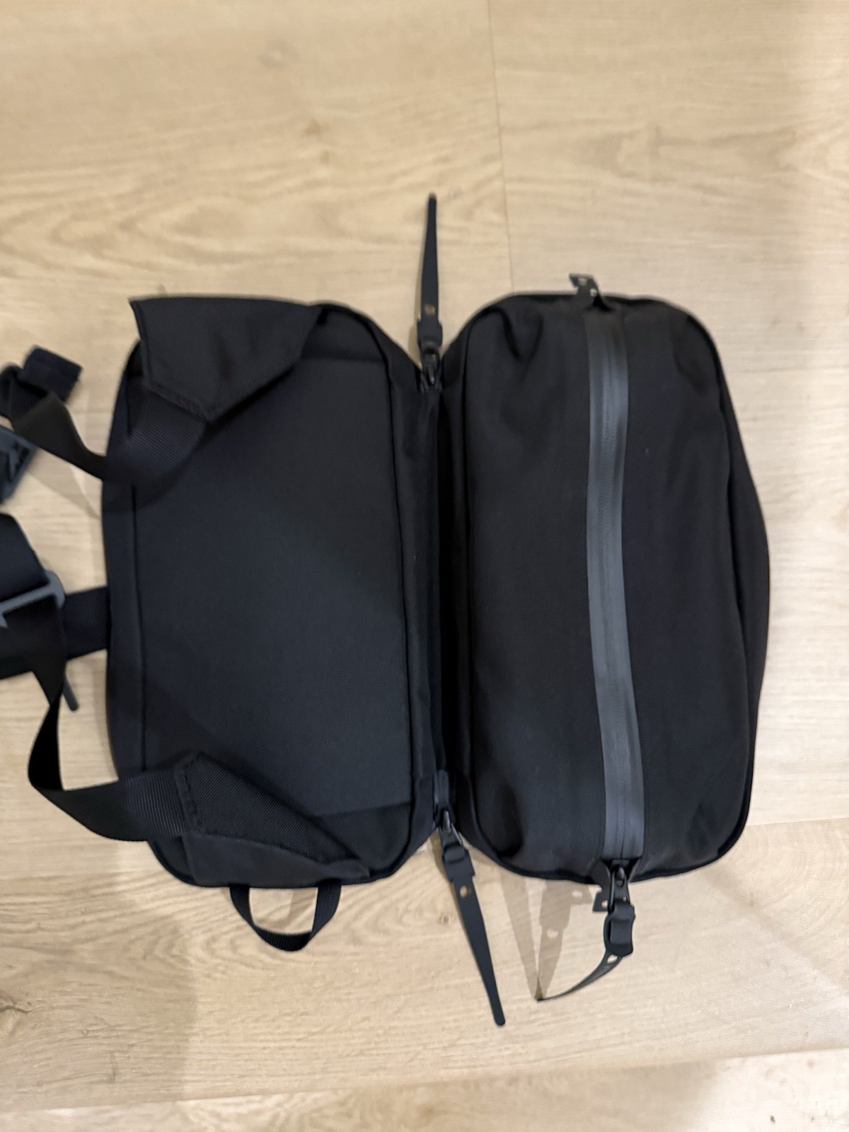 Black Ember TKS CORDURA® RN66 AIR MATTE – JET BLACK : 2.5L EDC Tech Sling