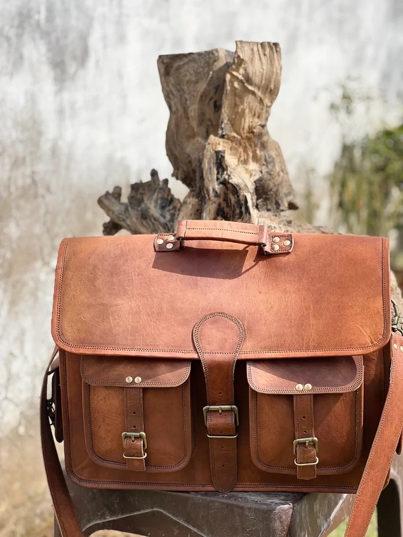 Laptop bag, shoulder bag, briefcase, vintage style, genuine leather, brown,…