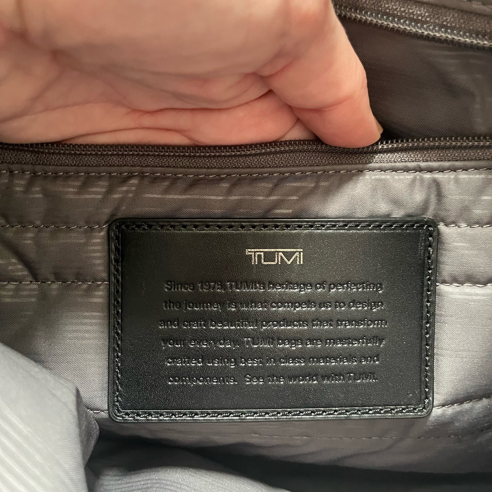 TUMI Tahoe Bode Messenger Bag Black Laptop Business Bag Flip Top Pockets Casual