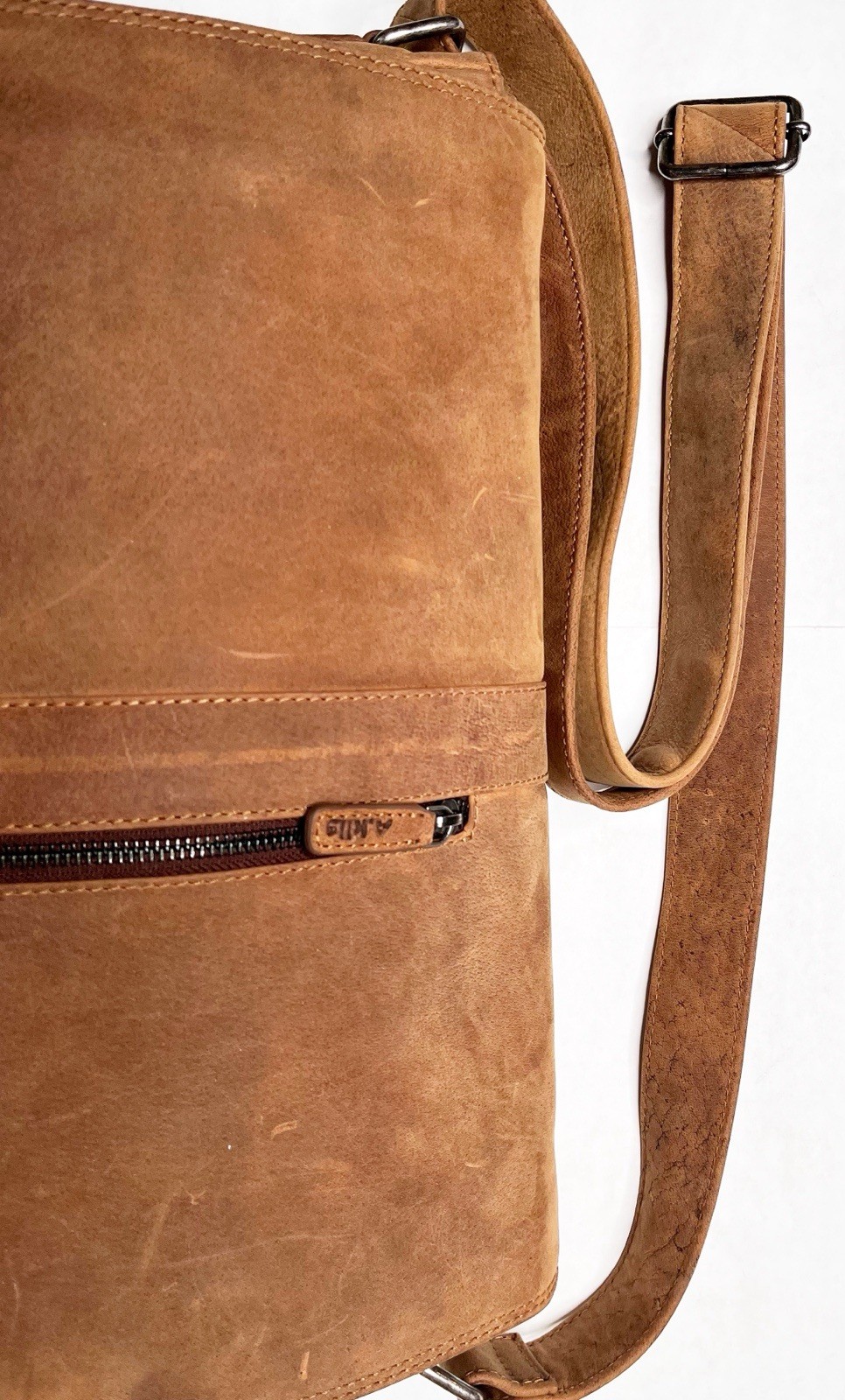 【EUC!】Adrian Klis ❖ Bison Leather Messenger Bag 🇨🇦Handcrafted in Canada -Brown