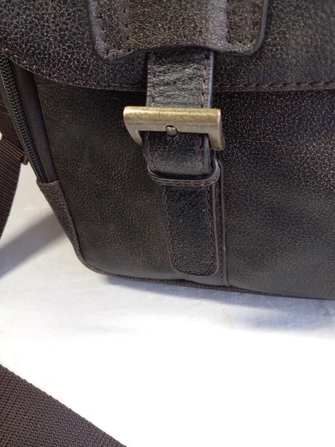Black Rivet Leather Distressed Look Messenger Bag Large Laptop Black