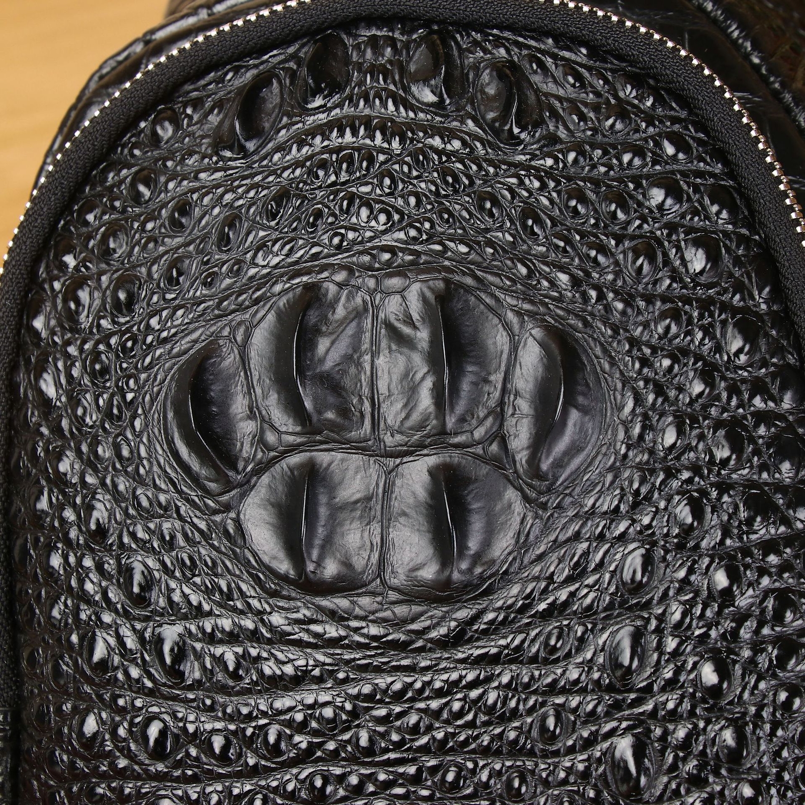 Genuine Leather Men’s Sling Backpack, Crocodile Pattern Crossbody Bags Daypack