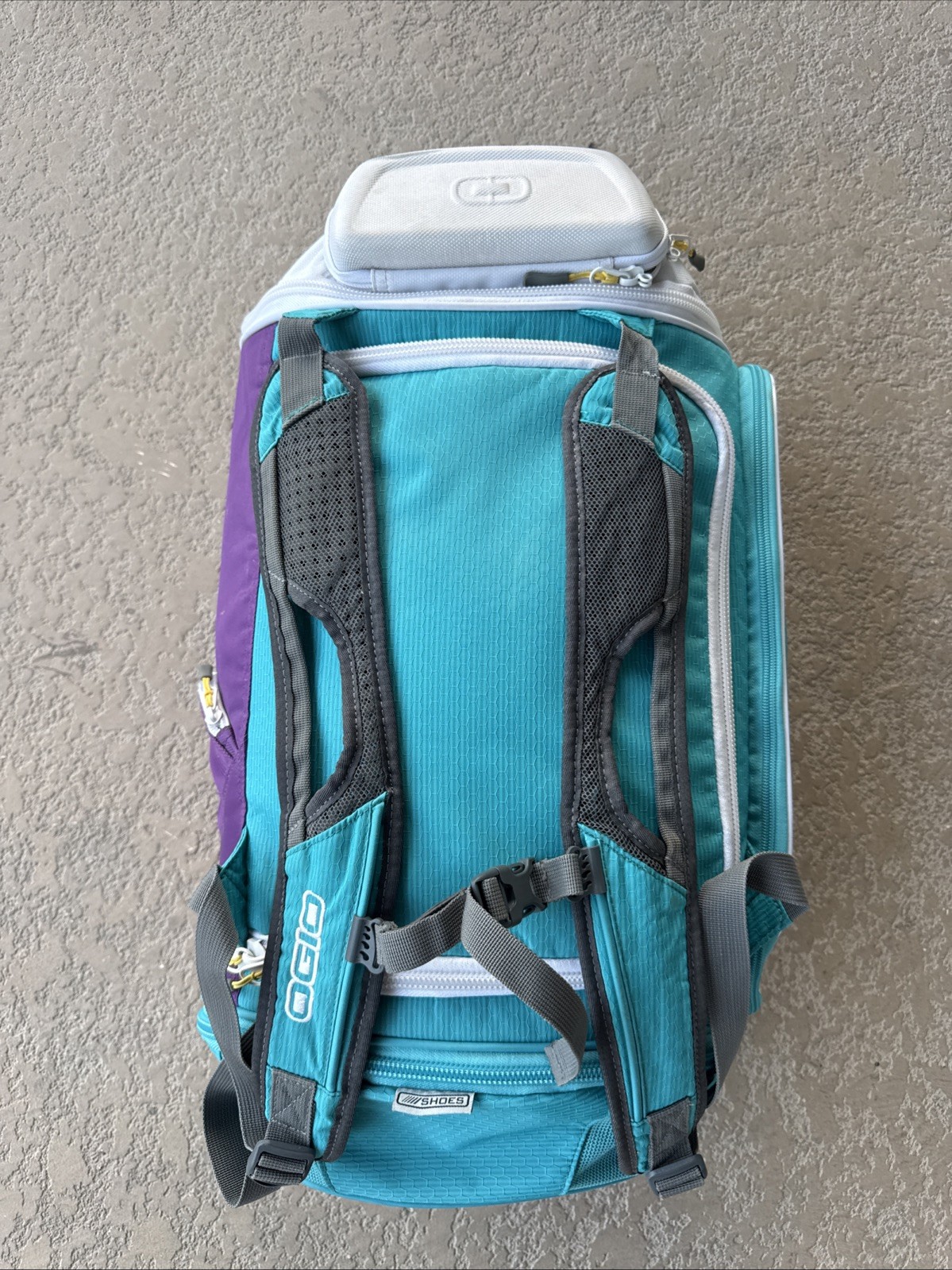 OGIO Endurance 8.0 Triathlon Gear Bag Black Multi Pocket Sports Duffle