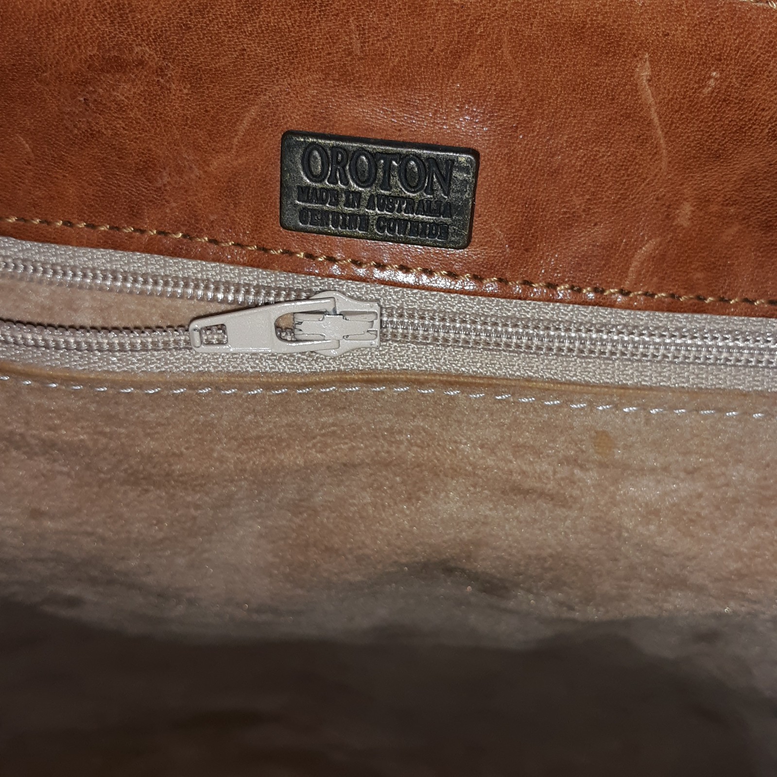 Vtg OROTON Australian Katoomba Backpack Leather Bag Cognac Drawstring Adj Straps