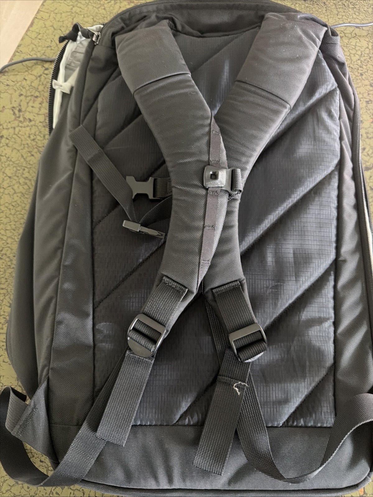 Evergoods CPL28 V3 Backpack, Black, 28L (Excellent Condition)