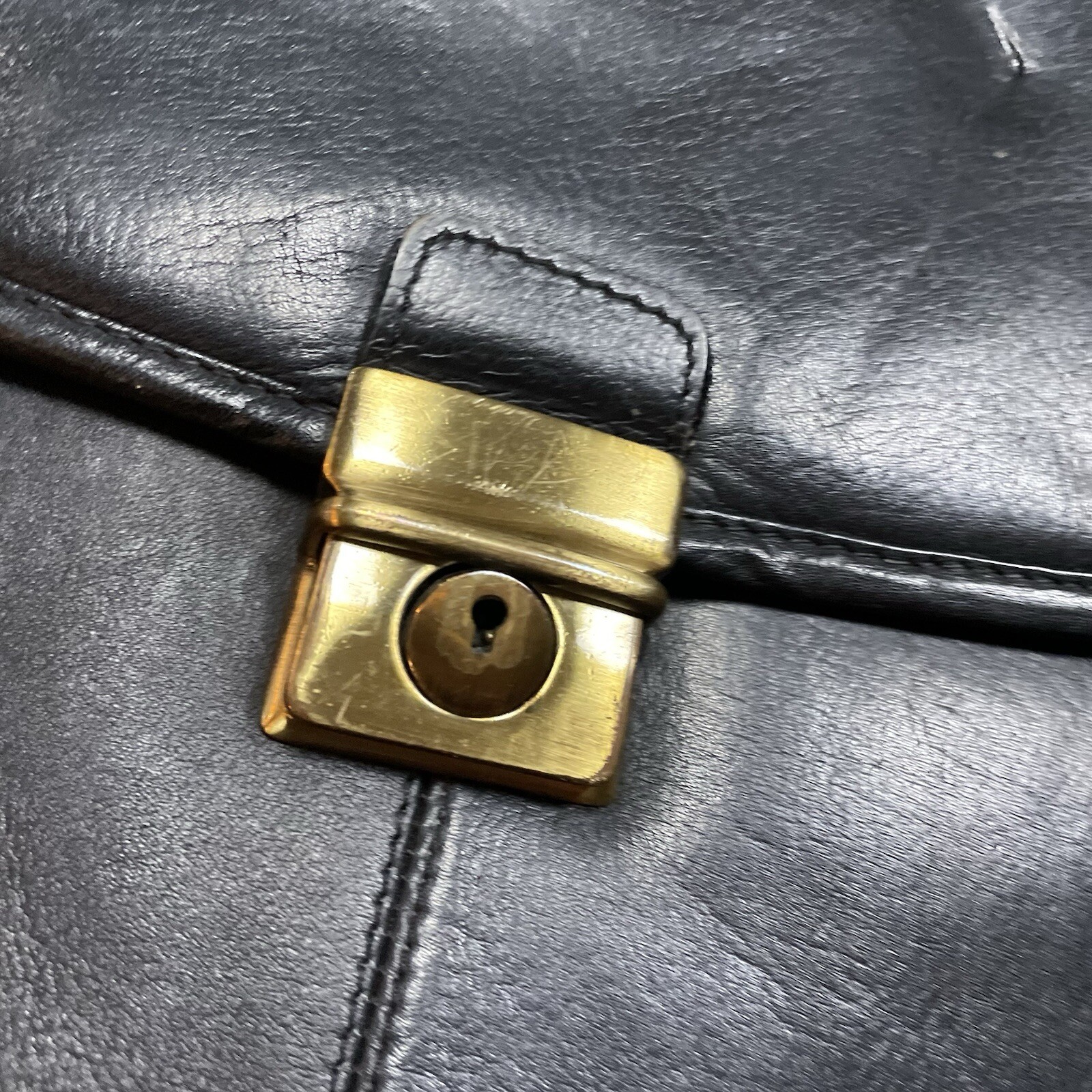 Claire Chase Leather Executive Computer Briefcase Saddle Black Messenger Bag