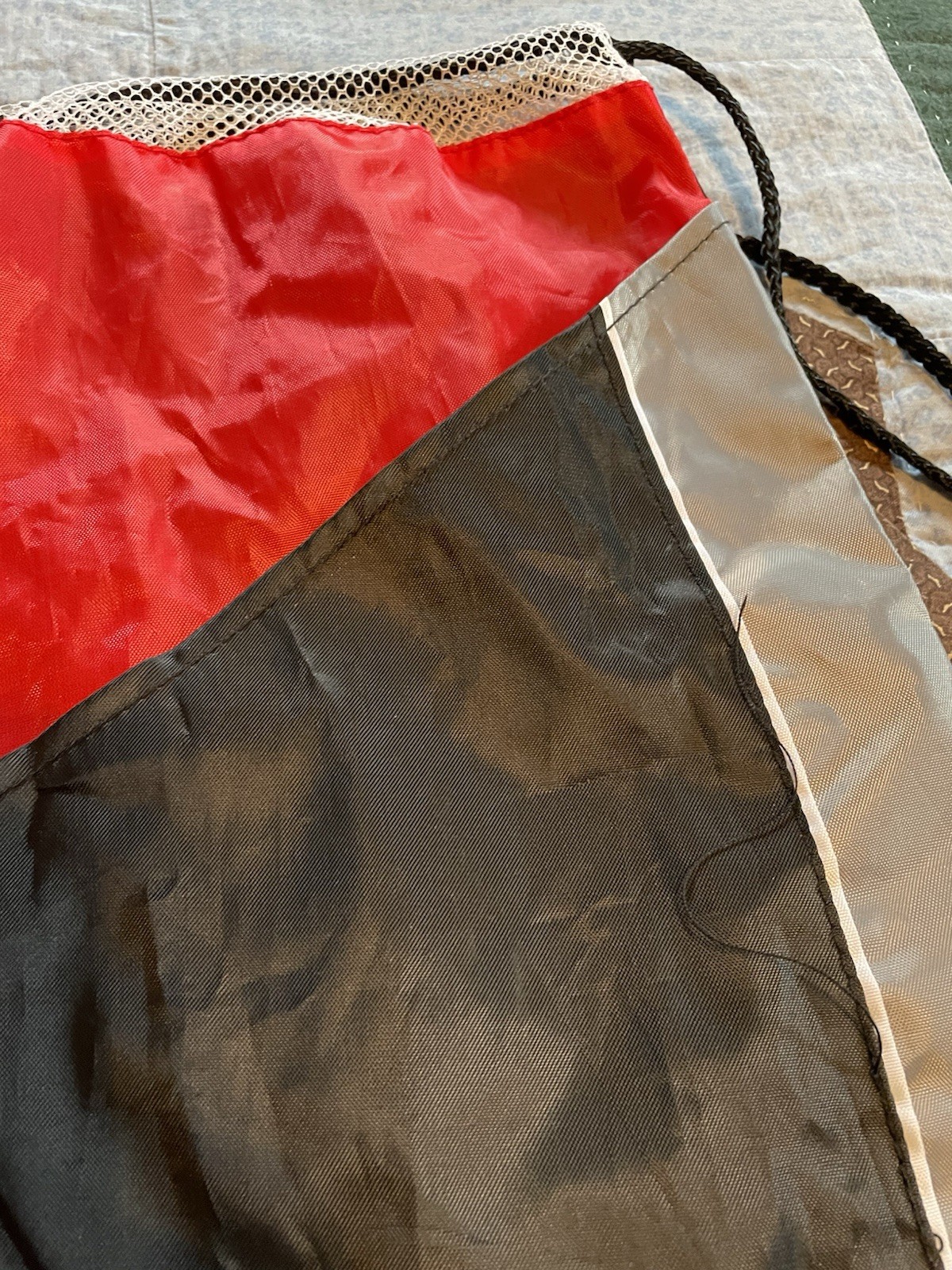 Skechers 4 Navy Blue & White Drawstring Nylon Cinch Bags 16″ x 20″ + Red/Black