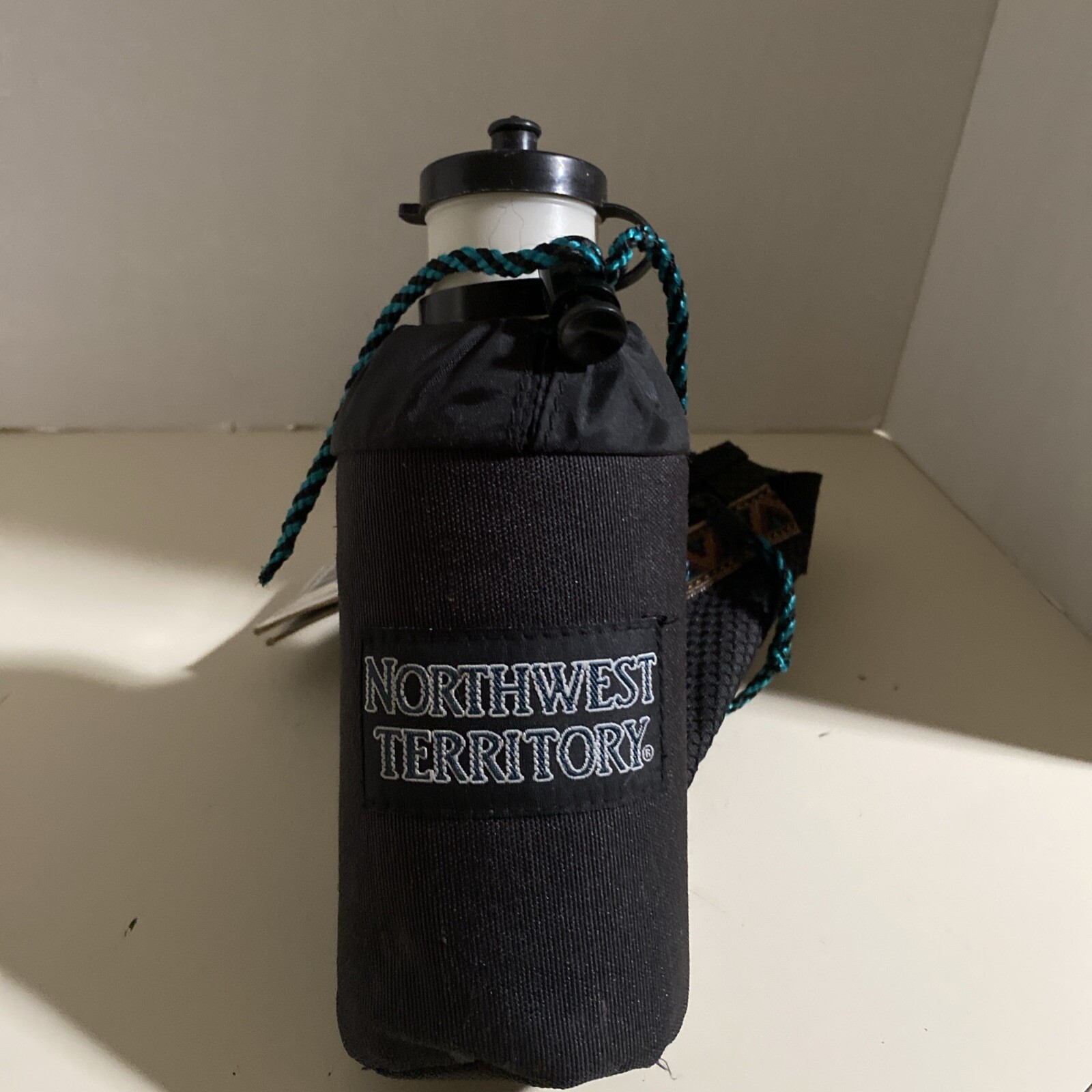 BRAND NEW Vintage Northwest Territory Fanny Pack Beltbag Water Bottle Adjustable