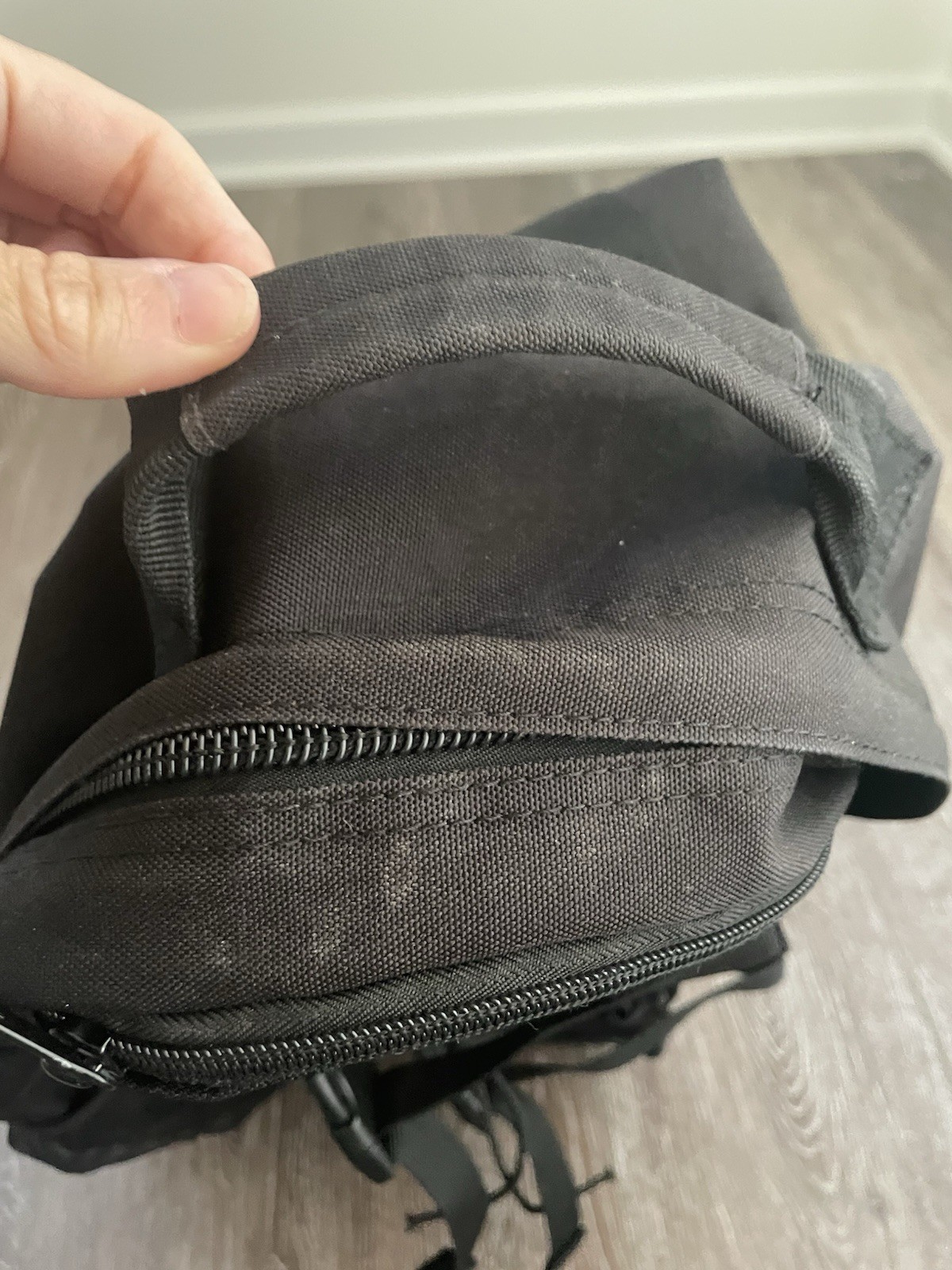 Carhartt WIP Kickflip Backpack Black *read Flaw