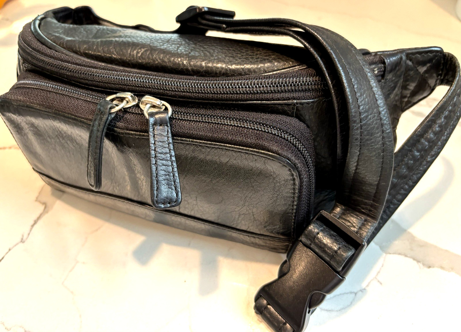 Osgoode Marley Leather Sling Pack Organizer Black Adjustable Strap 8.75″W 5.5″Ht