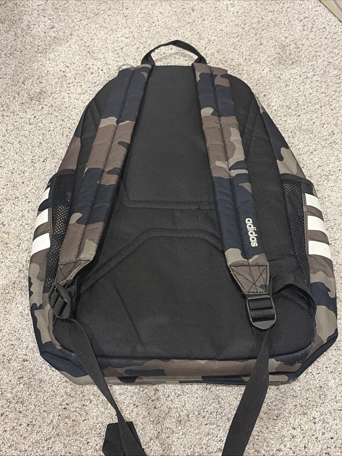 Adidas Classic 3-Stripes III Backpack Legacy Green Camo/Black