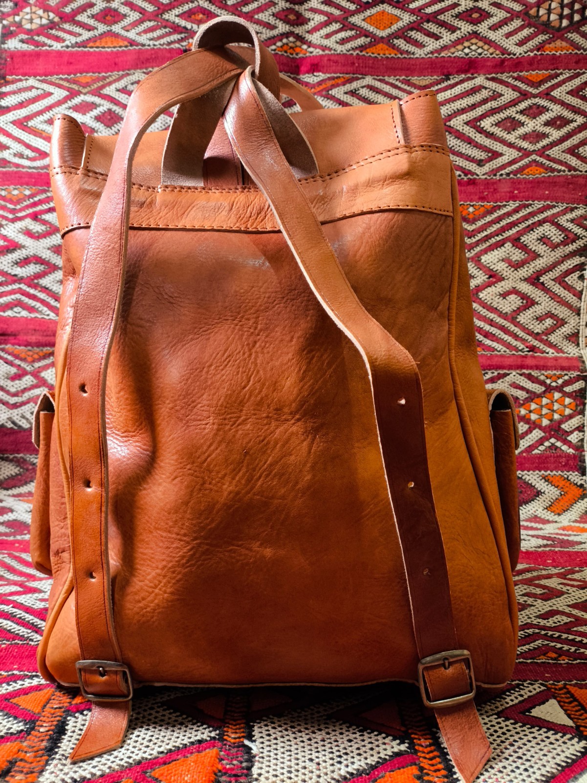 Authentic Handmade Moroccan Leather Backpack This beautiful backpack is handcraf