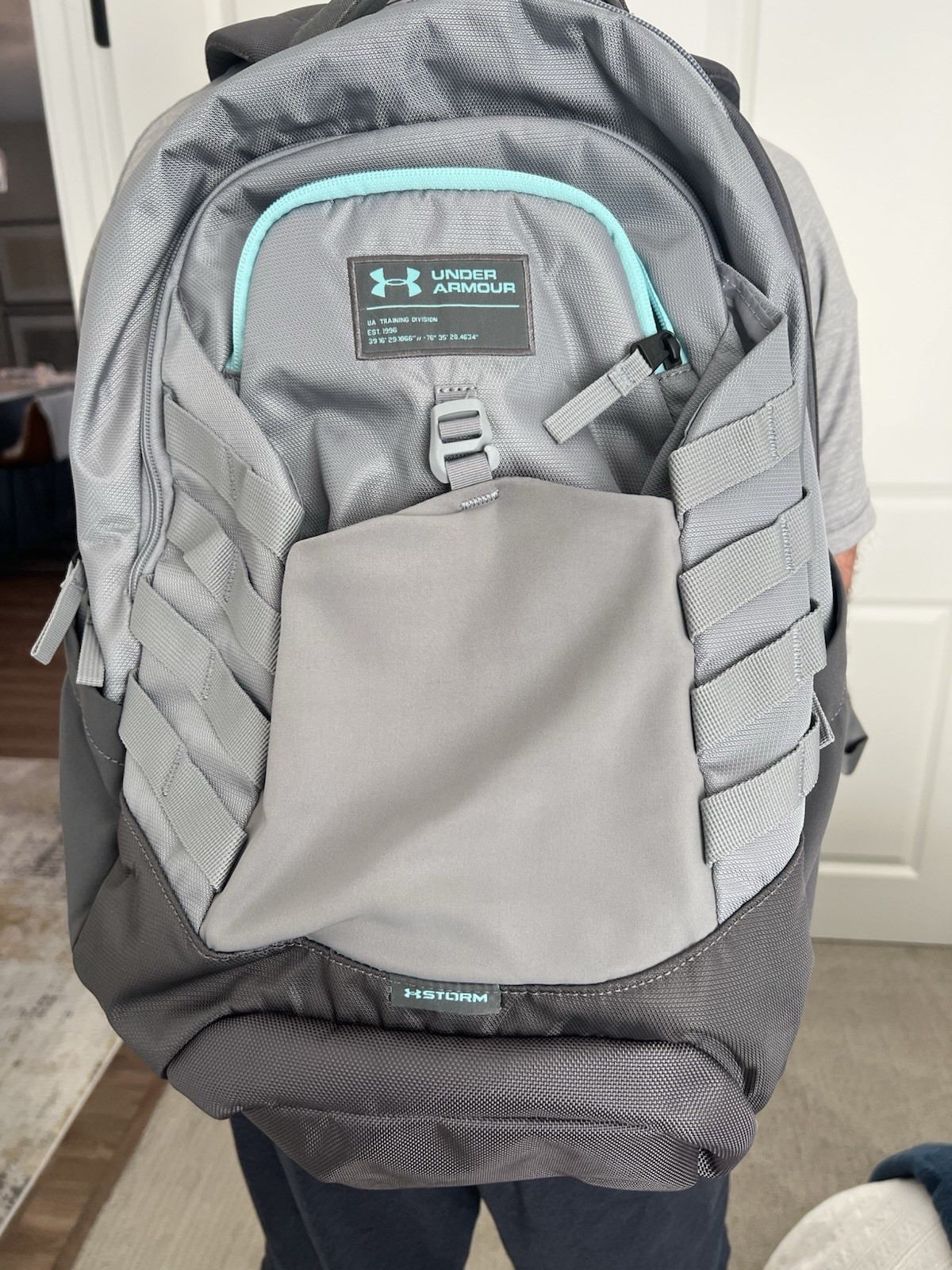 Under Armour UA Hudson Storm Backpack H2O Resist Gray – Sm Imperfection Handle