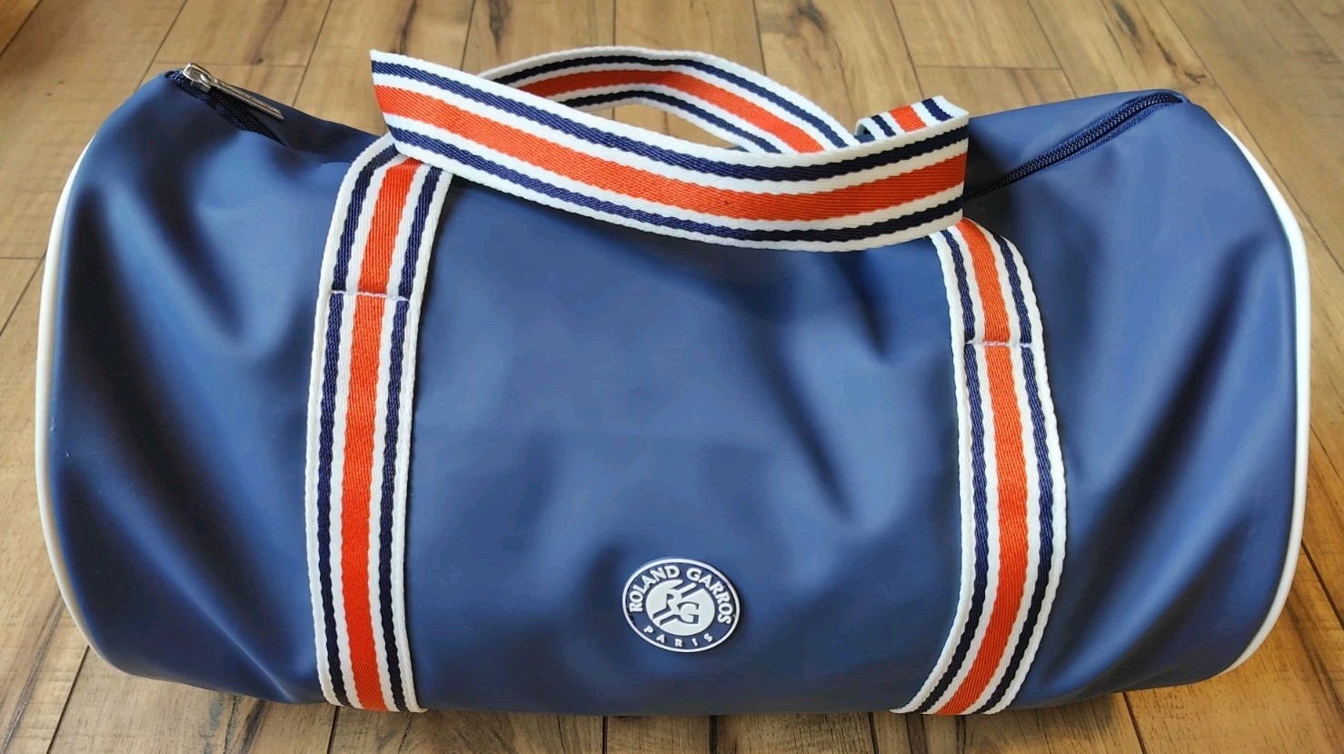 ROLAND GARROS Paris Duffle Bag Round 20in Wide 10in Diameter Navy Blue NWOT
