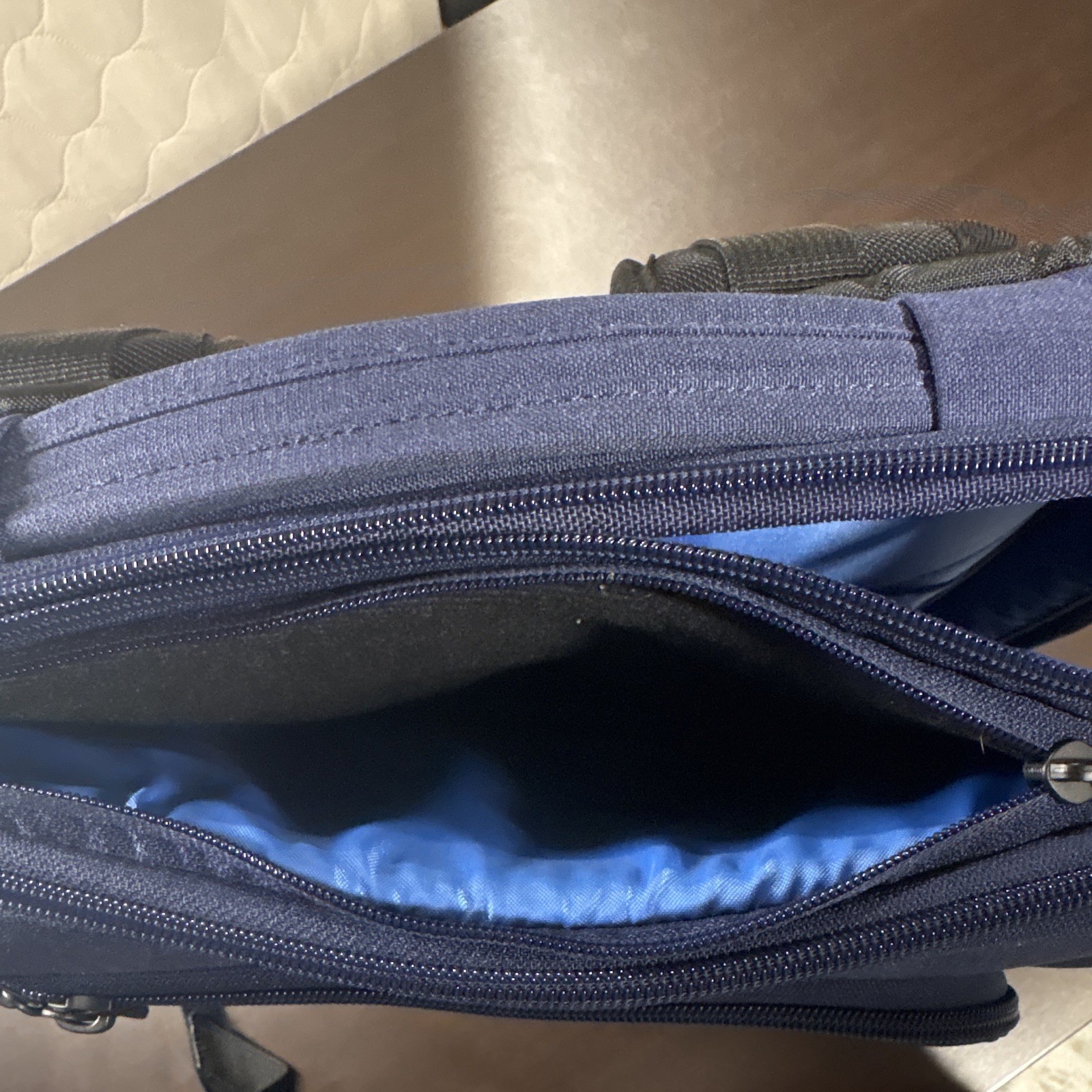 EBags Blue Medium Backpack Unisex Adults Zip Closure with Outer Pockets Travel