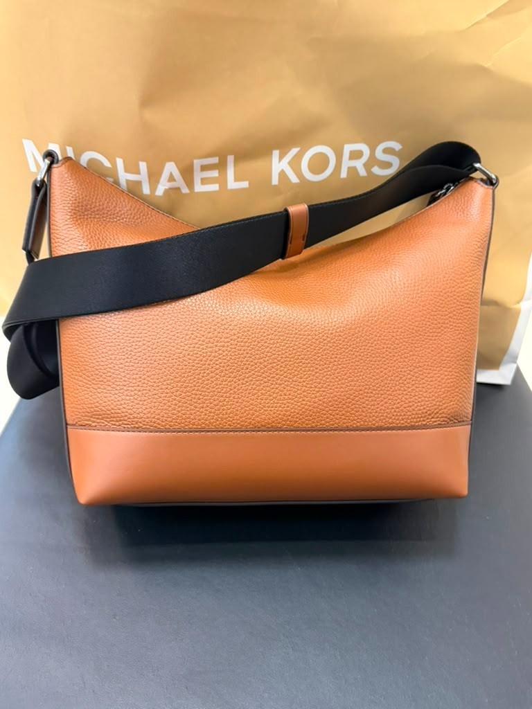 Michael Kors Cooper Pebbled Leather Soft Crescent Bag Luggage Men Crossbody