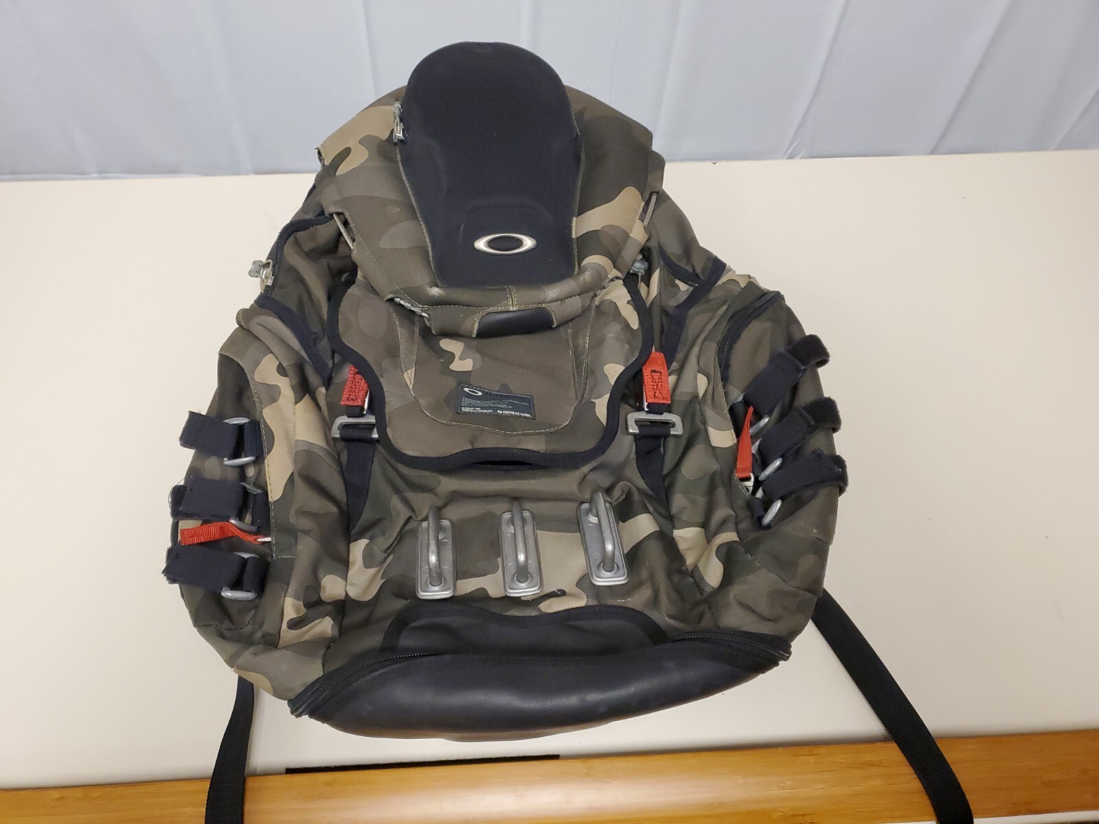 OAKLEY KITCHEN SINK BACKPACK Herb Camo 34L Tactical Field Gear Day Pack Bag