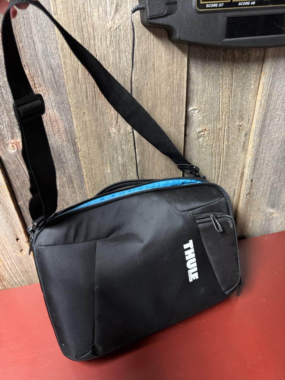 Thule Accent Convertible Backpack Black 17L Laptop Bag Travel 17x12x4