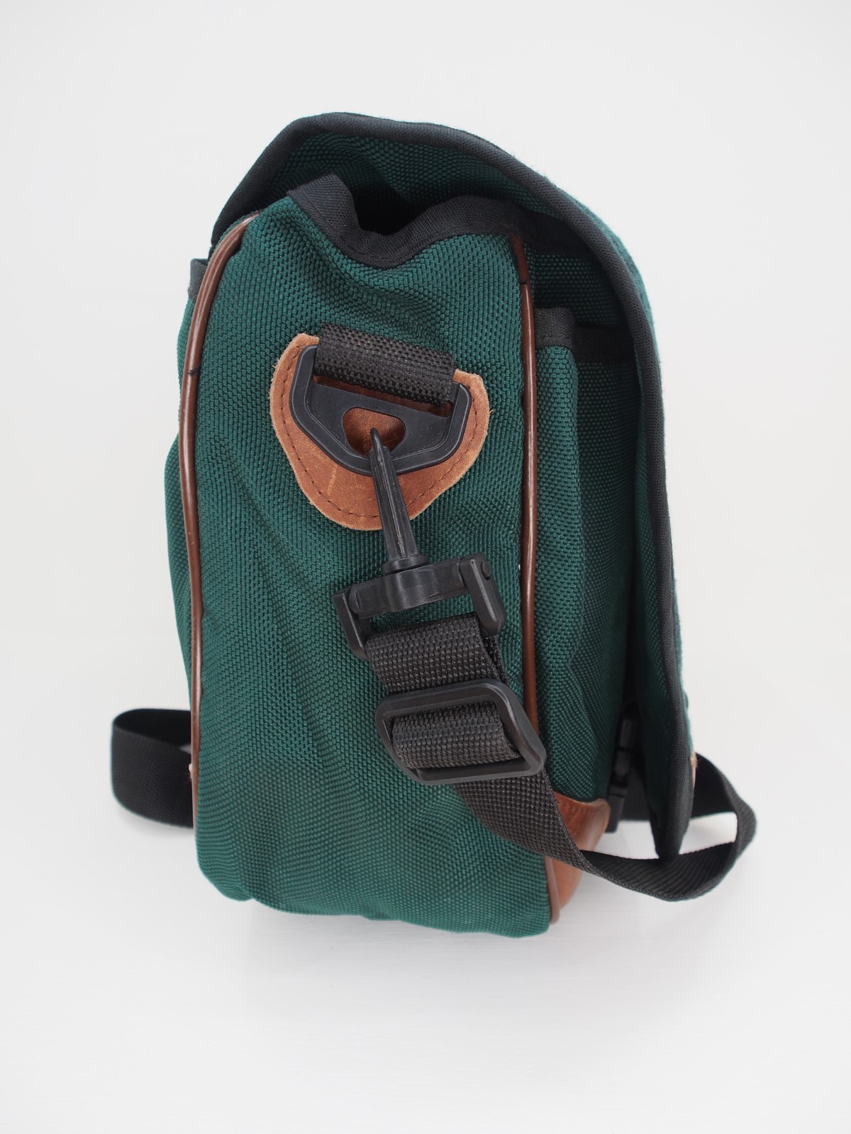 Pendleton Wool Plaid Leather Messenger Bag Crosssbody Laptop School Travel