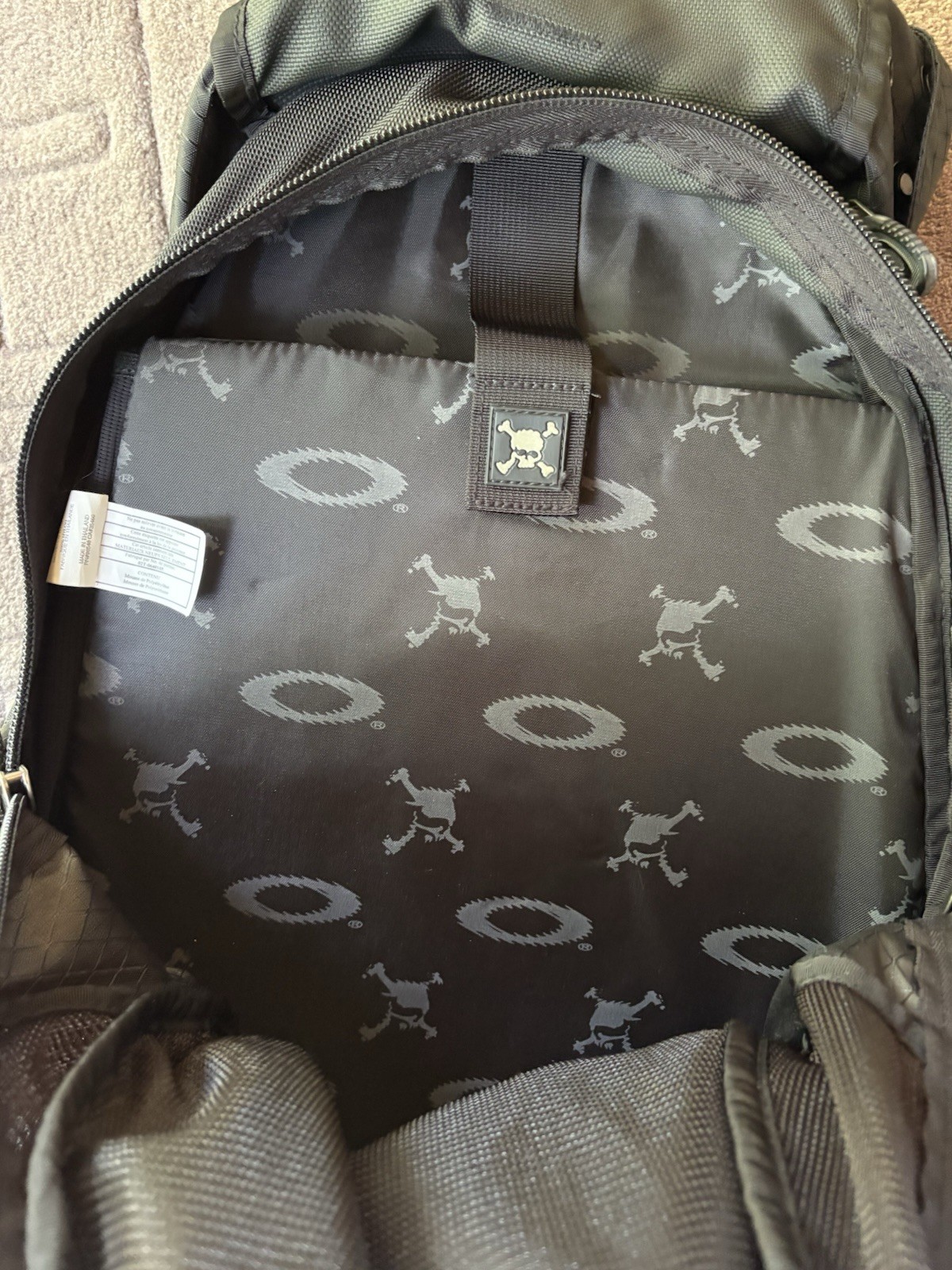 Vtg Oakley Software Backpack ICON Molded Black Hiking Tactical Gen1 Skull Laptop