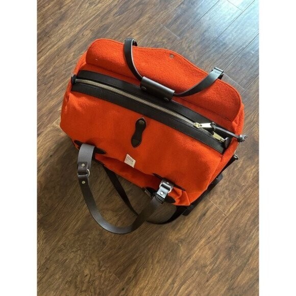 FILSON Mackinaw Wool Medium Duffle Duffel Bag NEW $950