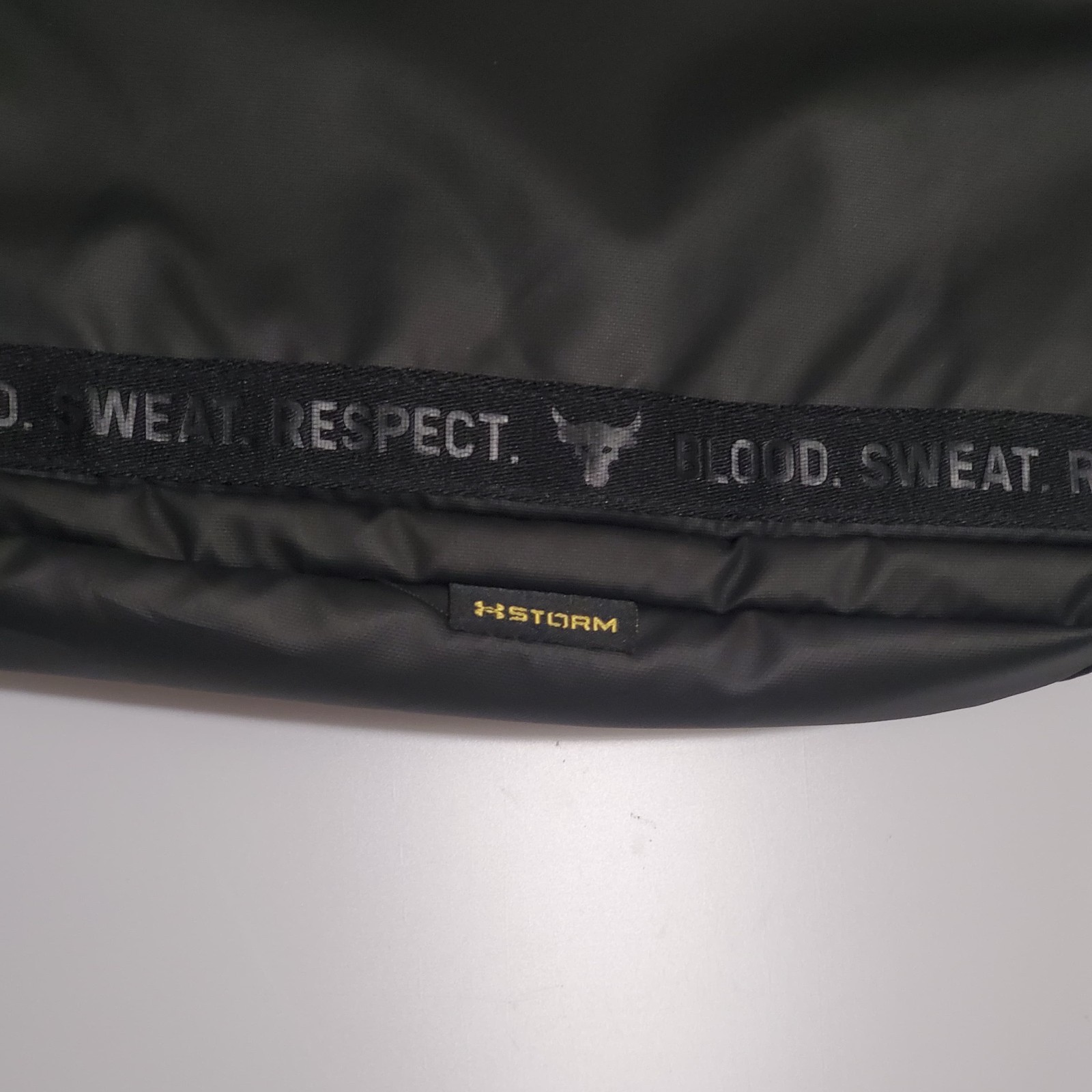 Under Armour Project Rock Duffel Backpack 1376459 Black Storm Water Repel $130