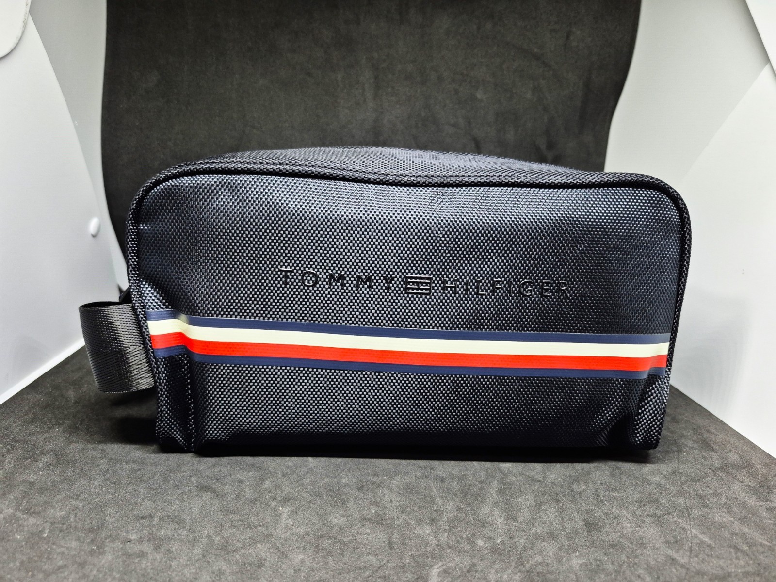 Tommy Hilfiger Adult Unisex Toiletry Kit Hanging Bag Black Organizer