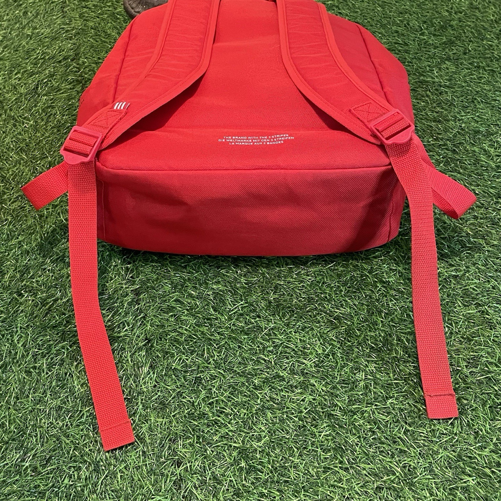 Adidas Adicolor Tricolor Classic Backpack Red Primeblue 90s Heritage